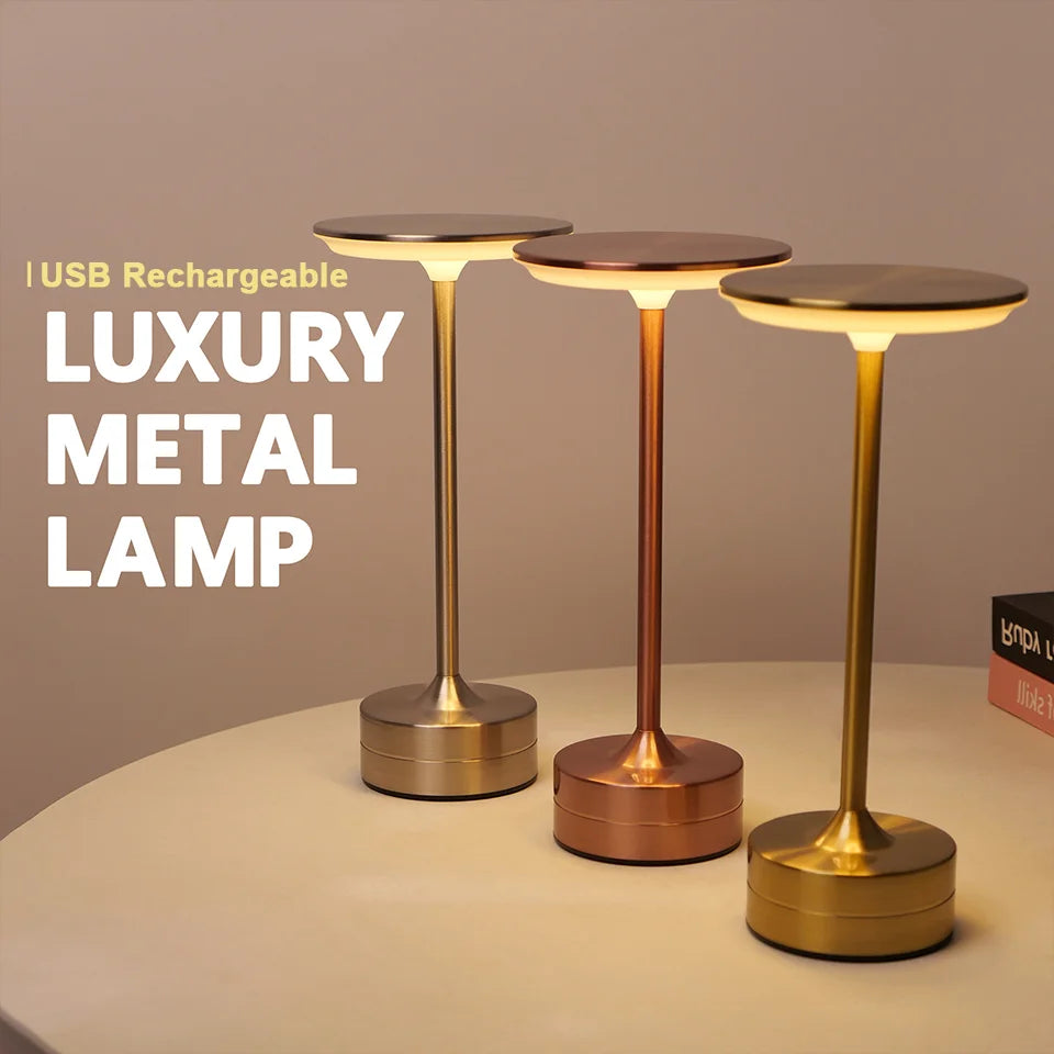 Modern Metal LED Desk Lamp with Stepless Brightness Adjustment